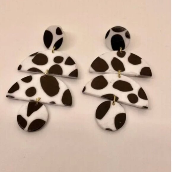 ✨✨ FREE Hanging Dangle Modern Minimal Hipster Hippie Art Dalmatian Boho Earrings - Picture 6 of 8